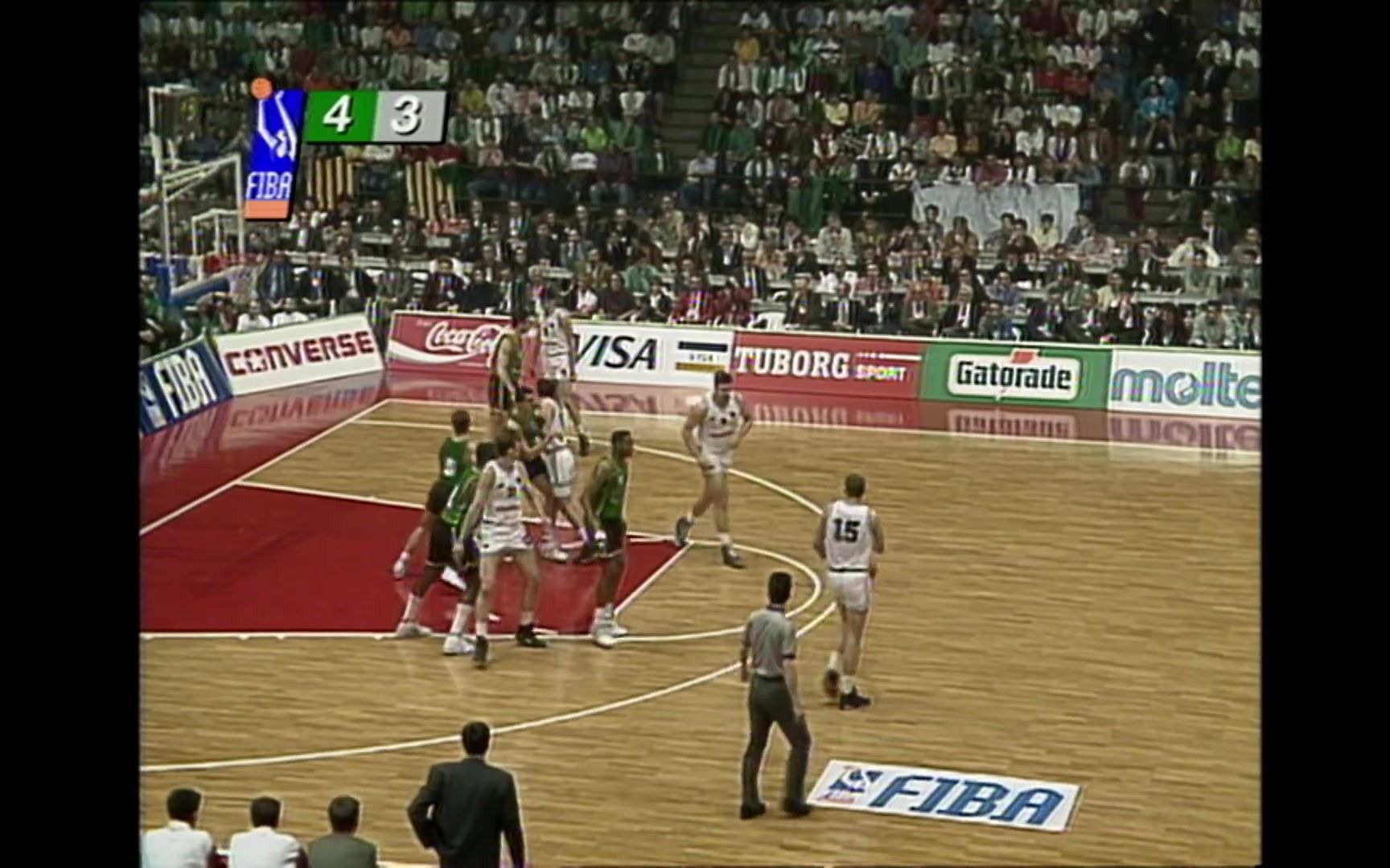 篮球篮网主力球员连续三场得分20+（篮网核心连三战砍下20+分）