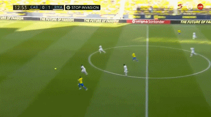 施洛特贝克：开场我们踢得极其松散；替补球员几乎每次都丢球（施洛特贝克：开局散漫；替补登场几乎次次丢球）