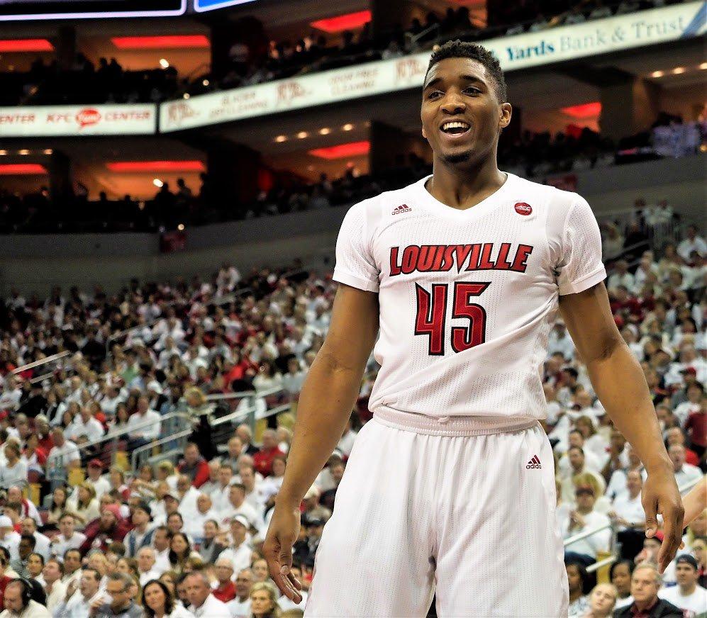 官方：AC米兰主帅阿莱格里当选意甲11月最佳教练（AC米兰官宣：主帅阿莱格里荣膺意甲11月最佳教练）