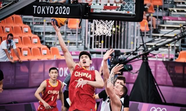 篮球篮网球员赛后接受采访分享心得（篮网队球员赛后采访畅谈心得）